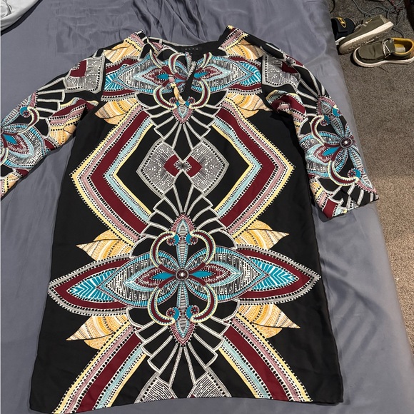 💰3 items for $12!  Multicolor Geometric Shift Dress M - Picture 2 of 8